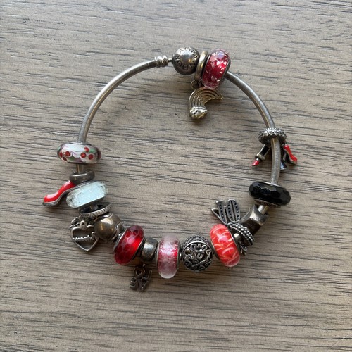 Bracciale pandora con charms - con,
