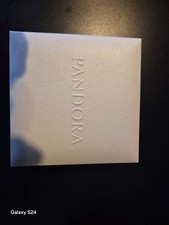 bracciale pandora con charms